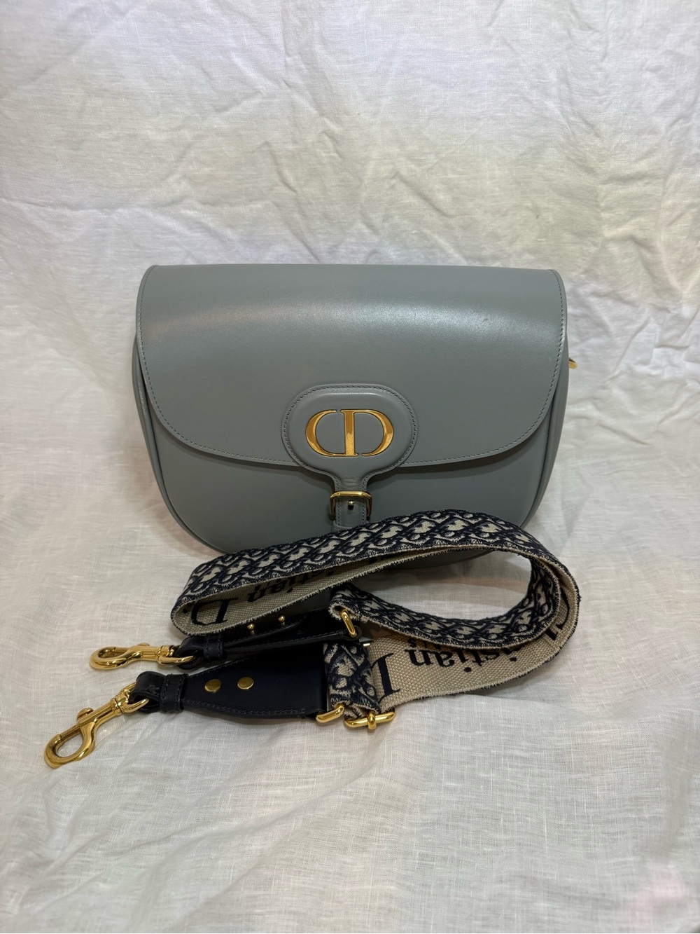 Dior Bobby Bag - Large - Picture 5 of 16